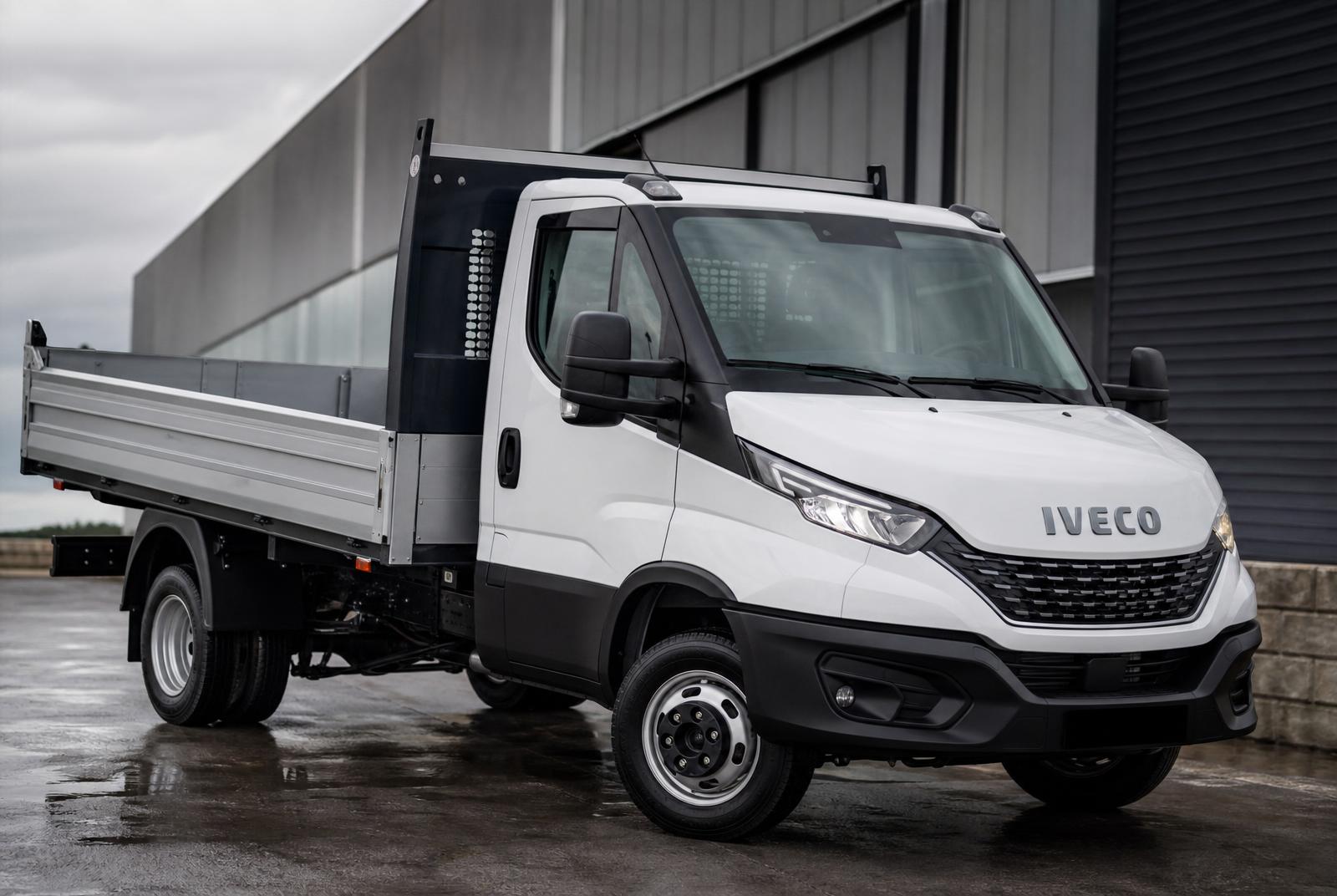 Iveco Daily 35S18 Furgone — foto 1